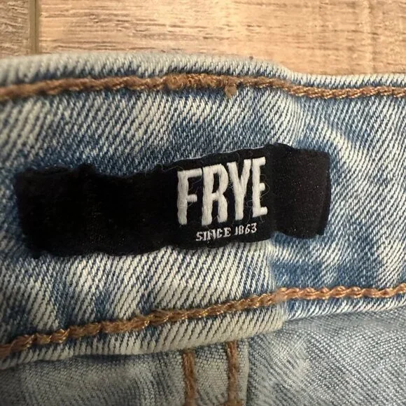 FRYE WOMENS LIGHT DENIM JEANS SIZE 6 / 28 - Picture 6 of 10